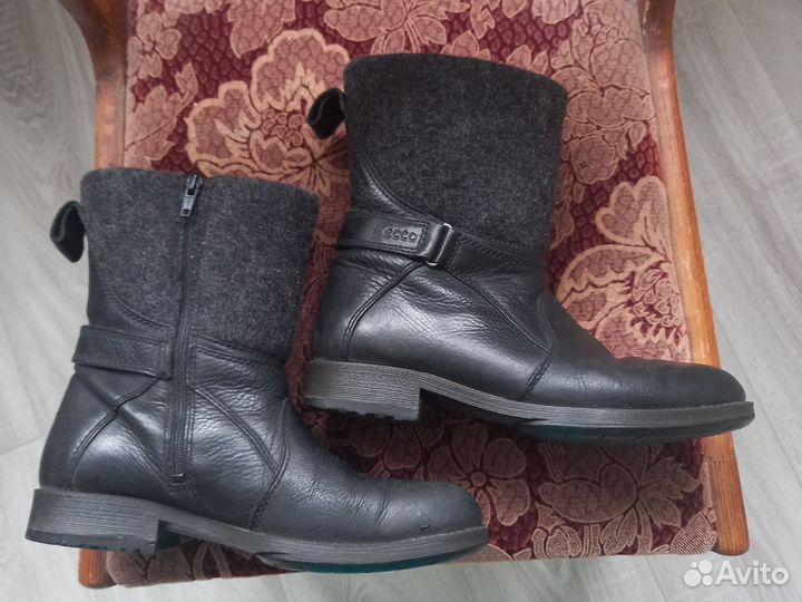 Capris Сапоги зимнии р38