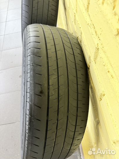 Bridgestone Dueler H/L 33A 235/55 R20