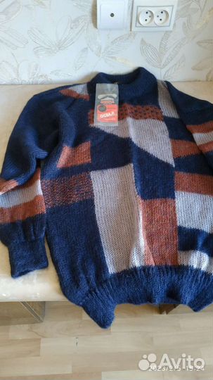 Свитер джемпер