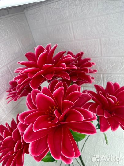 Искусственные цветы георгин