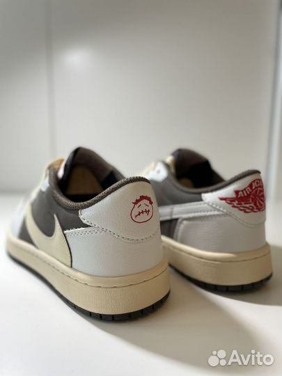 Кроссовки мужские Nike Air Jordan 1low