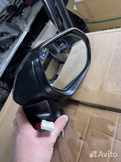 Боковое зеркало на камри 70