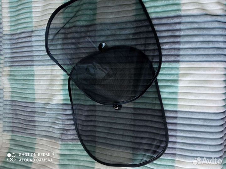 Солнцезащитная шторка на лобовое стекло