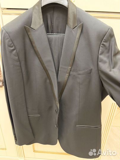 Смокинг мужской Cacharel