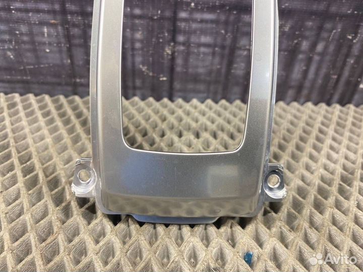 Декоративная накладка Bmw X5 E70 N57 2013