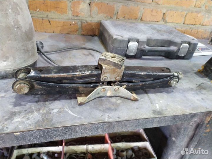 Домкрат