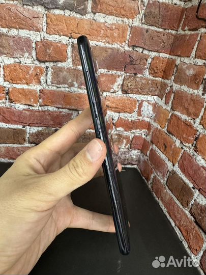 Samsung Galaxy A70, 6/128 ГБ