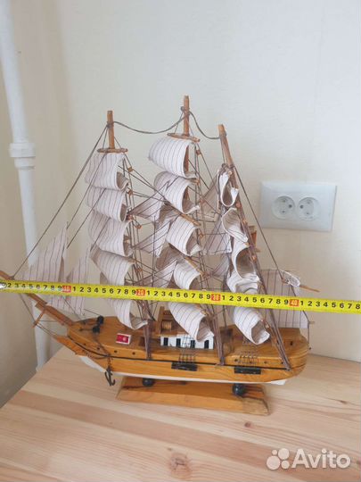 Деревянный корабль