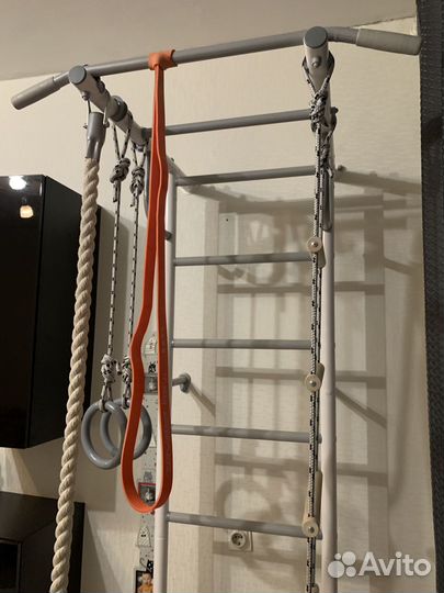 Десткий турник-лесоница