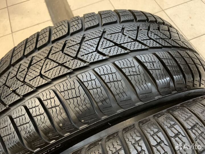 Pirelli Winter Sottozero 3 225/45 R18 95V