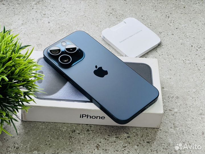 iPhone 15 Pro, 256 ГБ