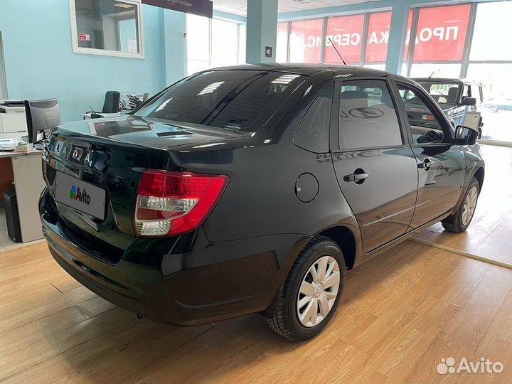 LADA Granta 1.6 МТ, 2023