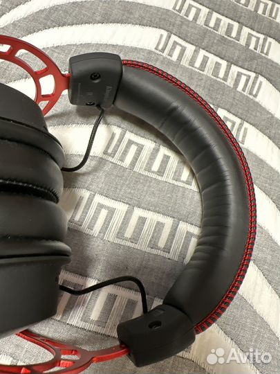Игровые наушники hyperx