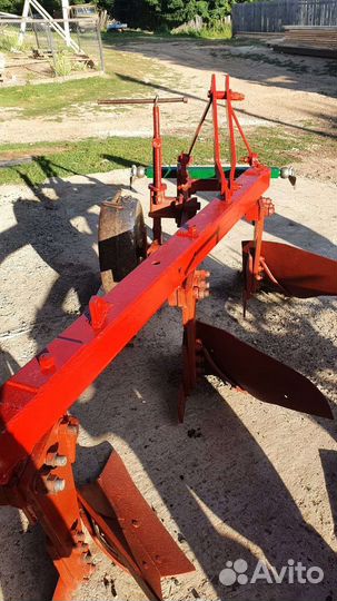 Плуг Одессапочвомаш ПЛН 3-35, 2000