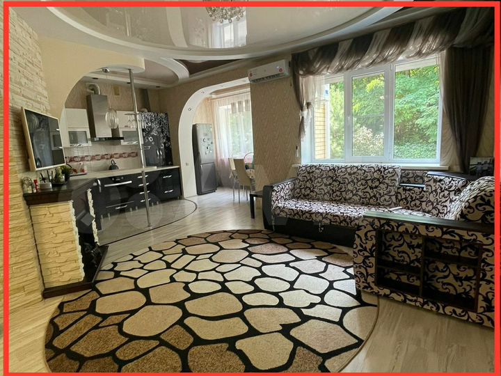 3-к. квартира, 78 м², 1/3 эт.