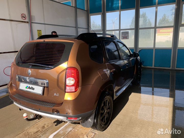 Renault Duster 2.0 AT, 2013, битый, 150 000 км