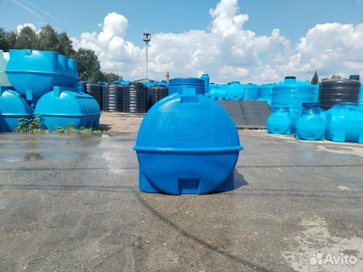 Пластиковые бочки / емкости / баки