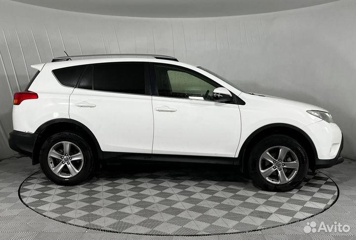 Toyota RAV4 2.5 AT, 2015, 196 236 км