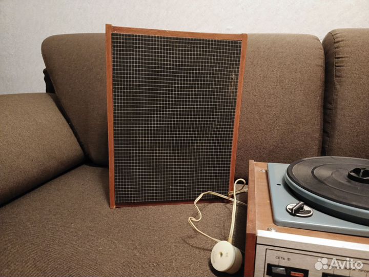 Проигрыватель винила