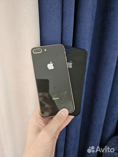 iPhone 8 Plus, 64 ГБ