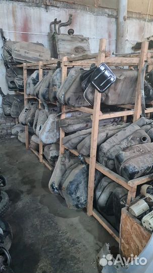 Бензобак ваз 2109,2114,2110,приора,2107 разные