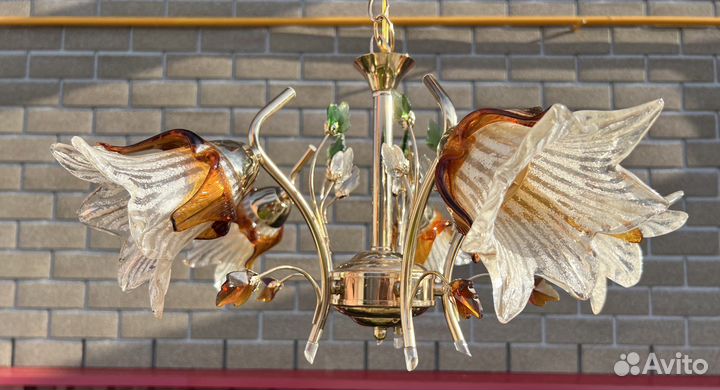 Люстра потолочная