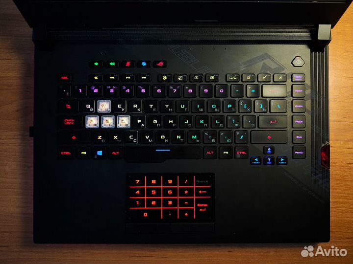 Asus ROG strix scar 15 RTX 2070 Super I7 24/1024