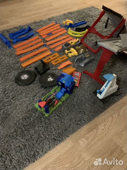 Гоночный трек hot wheels