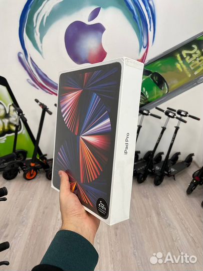 Apple iPad Pro 12.9 (M1) 256Gb LTE Gray