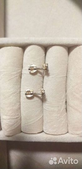 Золотые серьги