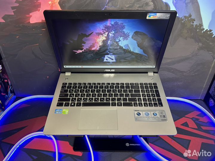 Игровой ноутбук Asus i7 16GB озу 4GB видео SSD