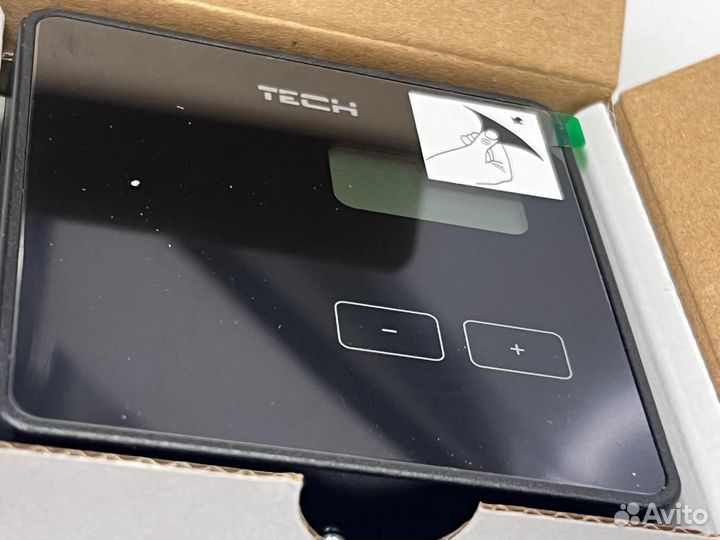 Tech Терморегулятор проводной R-10B чёрный