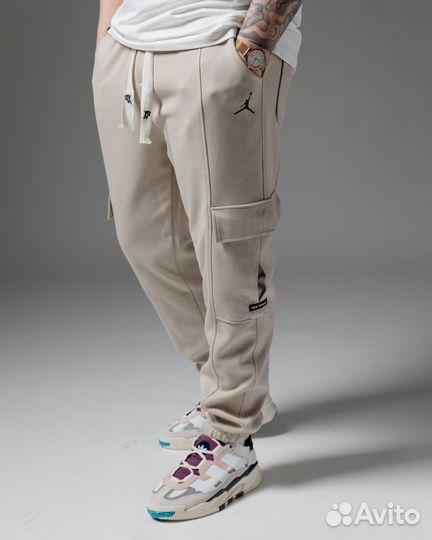 Спортивные штаны