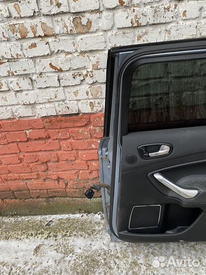 Дверь задняя правая Ford Mondeo 4 универсал