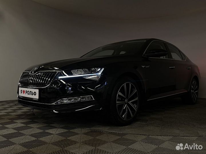 Skoda Superb 2.0 AMT, 2024