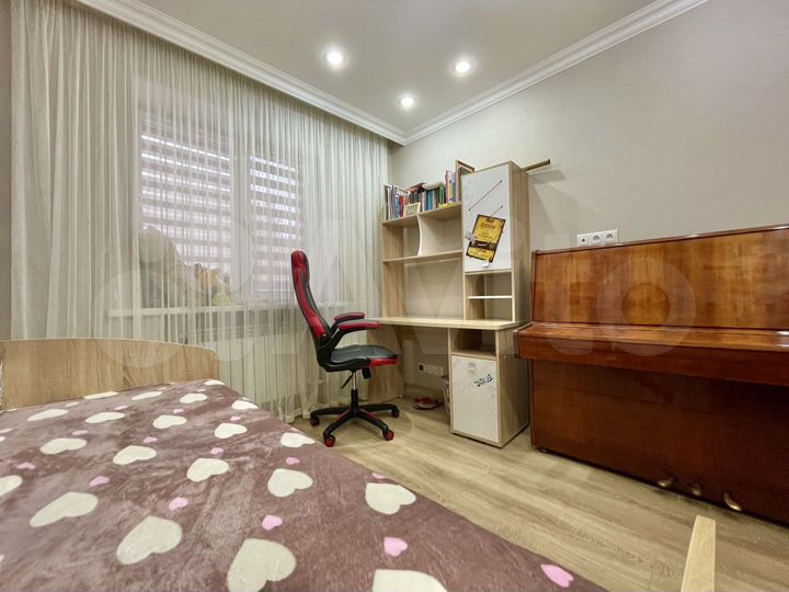 3-к. квартира, 72 м², 2/2 эт.