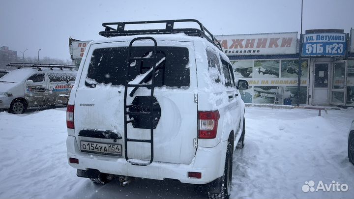 Лестница на УАЗ Патриот