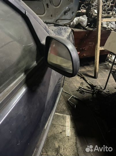 Зеркало наружное правое renault clio 1 1.1 1.2