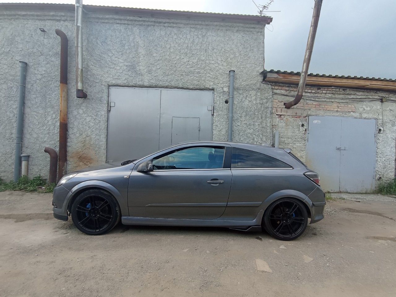 Opel Astra GTC: фото владельца