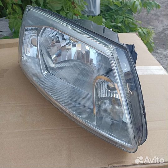 Фара правая LADA Granta