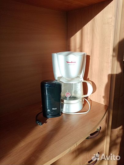 Кофеварка с кофемолкой