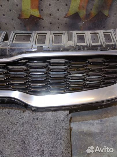 Решётка радиатора Kia Stinger