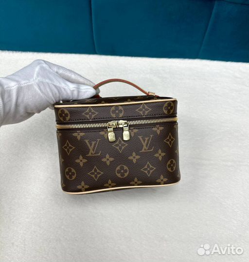 Косметичка женская Louis Vuitton