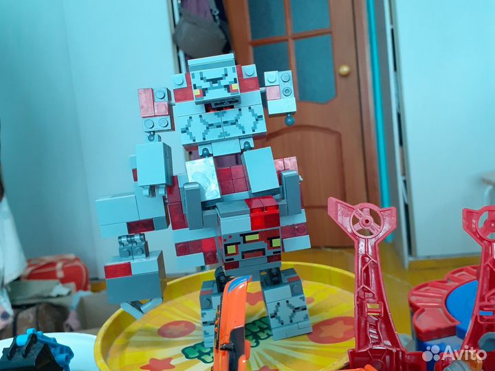 Продам lego и прочие игрушки