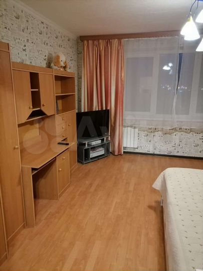 1-к. квартира, 42 м², 6/10 эт.