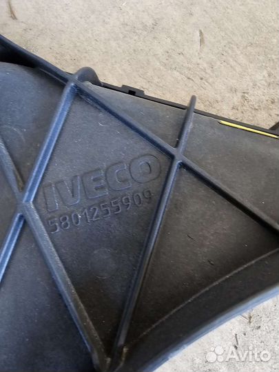 Диффузор радиатора Iveco Daily 35C 50C 5801255909