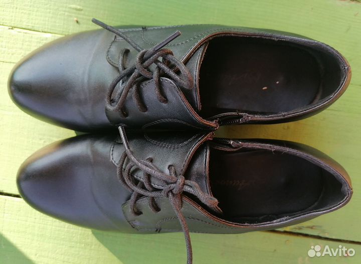 Туфли женские 39 размер черные