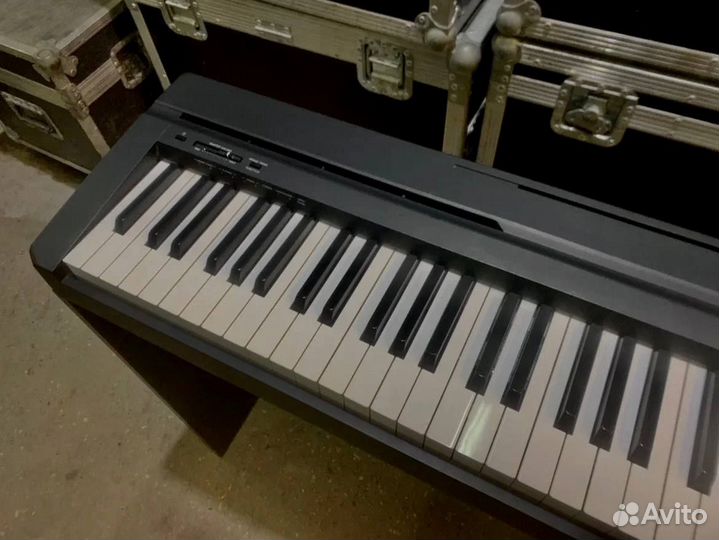 Цифровое пианино Yamaha P-35 в аренду