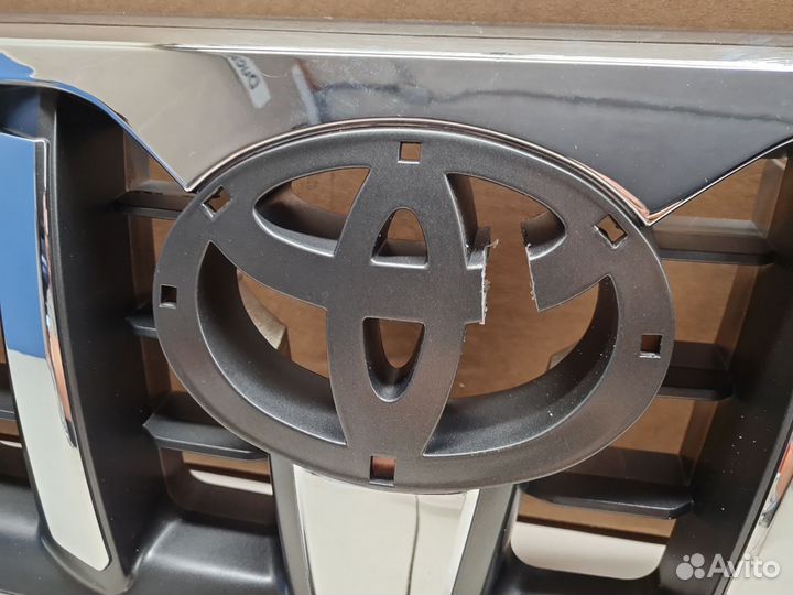 Решетка радиатора Toyota Land Cruiser Prado 120 20