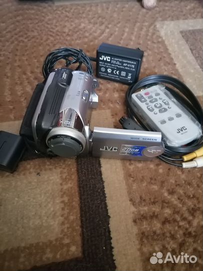Кинокамера JVC